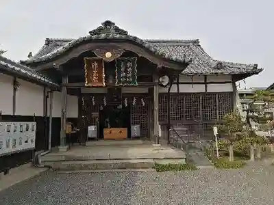 神館飯野高市本多神社の本殿・本堂