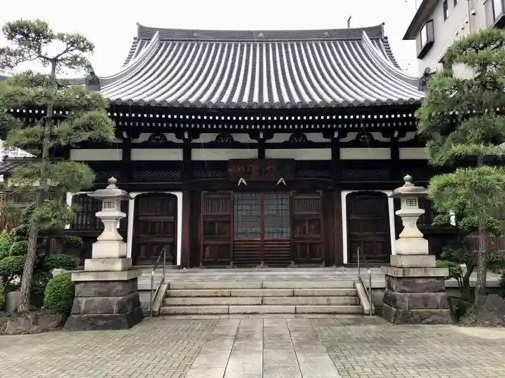 宗三寺の本殿・本堂