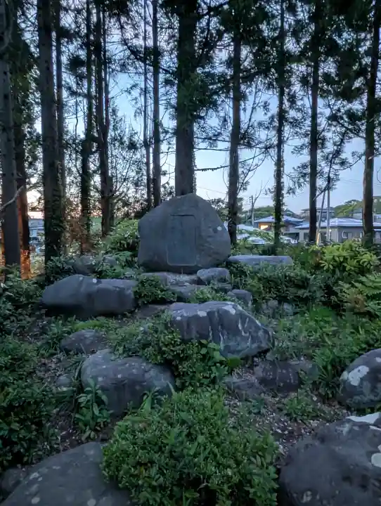 居多神社の{uncategorized: "未分類", other: "その他", undefined: "問題あり", building: "その他建物", grave: "お墓", sacred_gate: "鳥居", guardian: "狛犬", statue: "像", buddha: "仏像", history: "歴史", nature: "自然", garden: "庭園", animal: "動物", pagoda: "塔", temizu: "手水舎", mountain_gate: "山門・神門", sanctuary: "本殿・本堂", subordinate: "末社・摂社", art: "芸術", scenery: "景色", jizo: "地蔵", ema: "絵馬", goshuin: "御朱印", omikuji: "おみくじ", items: "授与品その他", amulet: "お守り", goshuincho: "御朱印帳", eats: "食事", festival: "お祭り", votive_dance: "神楽", shichigosan: "七五三参", wedding: "結婚式", experience: "体験その他", initially: "初詣", around: "周辺", anti_infection: "感染症対策"}
