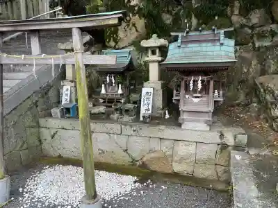 高諸神社の{uncategorized: "未分類", other: "その他", undefined: "問題あり", building: "その他建物", grave: "お墓", sacred_gate: "鳥居", guardian: "狛犬", statue: "像", buddha: "仏像", history: "歴史", nature: "自然", garden: "庭園", animal: "動物", pagoda: "塔", temizu: "手水舎", mountain_gate: "山門・神門", sanctuary: "本殿・本堂", subordinate: "末社・摂社", art: "芸術", scenery: "景色", jizo: "地蔵", ema: "絵馬", goshuin: "御朱印", omikuji: "おみくじ", items: "授与品その他", amulet: "お守り", goshuincho: "御朱印帳", eats: "食事", festival: "お祭り", votive_dance: "神楽", shichigosan: "七五三参", wedding: "結婚式", experience: "体験その他", initially: "初詣", around: "周辺", anti_infection: "感染症対策"}