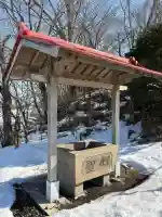 上然別神社の{uncategorized: "未分類", other: "その他", undefined: "問題あり", building: "その他建物", grave: "お墓", sacred_gate: "鳥居", guardian: "狛犬", statue: "像", buddha: "仏像", history: "歴史", nature: "自然", garden: "庭園", animal: "動物", pagoda: "塔", temizu: "手水舎", mountain_gate: "山門・神門", sanctuary: "本殿・本堂", subordinate: "末社・摂社", art: "芸術", scenery: "景色", jizo: "地蔵", ema: "絵馬", goshuin: "御朱印", omikuji: "おみくじ", items: "授与品その他", amulet: "お守り", goshuincho: "御朱印帳", eats: "食事", festival: "お祭り", votive_dance: "神楽", shichigosan: "七五三参", wedding: "結婚式", experience: "体験その他", initially: "初詣", around: "周辺", anti_infection: "感染症対策"}