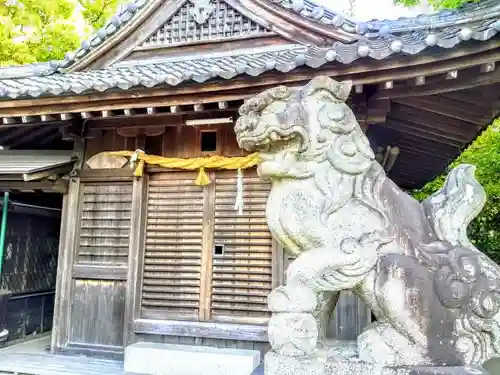 御嶽神社の狛犬