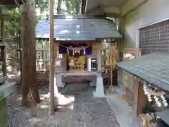 鳥谷崎神社の末社