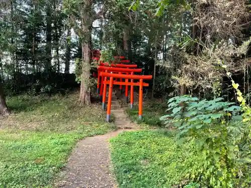 尾白稲荷神社(岐阜県)