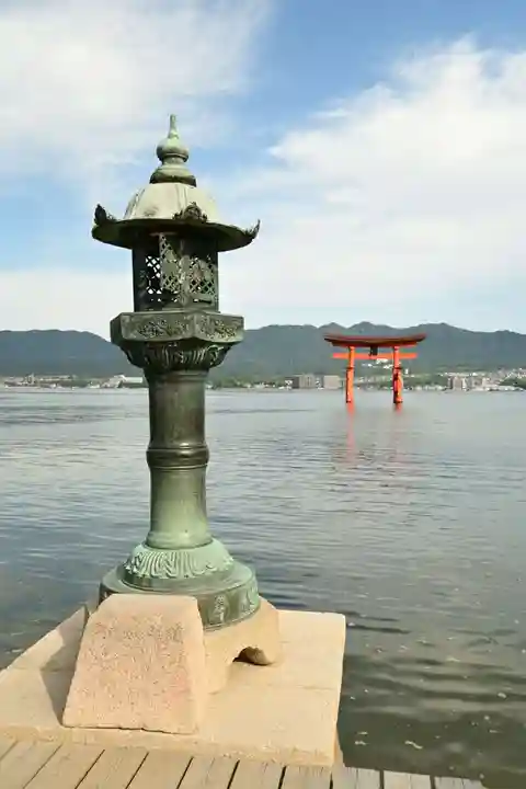 厳島神社(広島県)