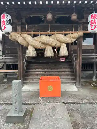 森友瀧尾神社の本殿