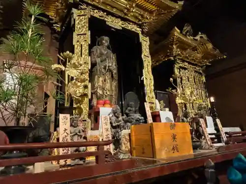 摩訶耶寺の{uncategorized: "未分類", other: "その他", undefined: "問題あり", building: "その他建物", grave: "お墓", sacred_gate: "鳥居", guardian: "狛犬", statue: "像", buddha: "仏像", history: "歴史", nature: "自然", garden: "庭園", animal: "動物", pagoda: "塔", temizu: "手水舎", mountain_gate: "山門・神門", sanctuary: "本殿・本堂", subordinate: "末社・摂社", art: "芸術", scenery: "景色", jizo: "地蔵", ema: "絵馬", goshuin: "御朱印", omikuji: "おみくじ", items: "授与品その他", amulet: "お守り", goshuincho: "御朱印帳", eats: "食事", festival: "お祭り", votive_dance: "神楽", shichigosan: "七五三参", wedding: "結婚式", experience: "体験その他", initially: "初詣", around: "周辺", anti_infection: "感染症対策"}