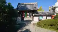 地泉院の山門・神門
