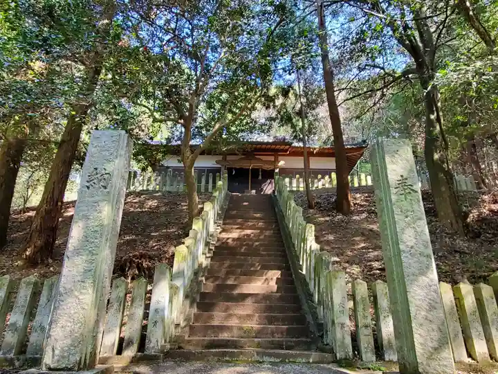 裸石神社のその他建物
