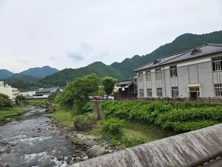 神農薬師堂(岐阜県)