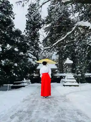 守りの神 藤基神社(新潟県)