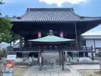 金倉寺の本殿・本堂