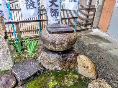 観音堂(六•七番割観音)の手水舎