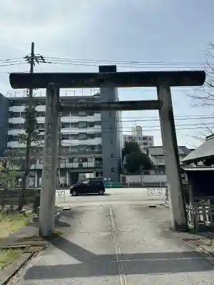 神明社の{uncategorized: "未分類", other: "その他", undefined: "問題あり", building: "その他建物", grave: "お墓", sacred_gate: "鳥居", guardian: "狛犬", statue: "像", buddha: "仏像", history: "歴史", nature: "自然", garden: "庭園", animal: "動物", pagoda: "塔", temizu: "手水舎", mountain_gate: "山門・神門", sanctuary: "本殿・本堂", subordinate: "末社・摂社", art: "芸術", scenery: "景色", jizo: "地蔵", ema: "絵馬", goshuin: "御朱印", omikuji: "おみくじ", items: "授与品その他", amulet: "お守り", goshuincho: "御朱印帳", eats: "食事", festival: "お祭り", votive_dance: "神楽", shichigosan: "七五三参", wedding: "結婚式", experience: "体験その他", initially: "初詣", around: "周辺", anti_infection: "感染症対策"}
