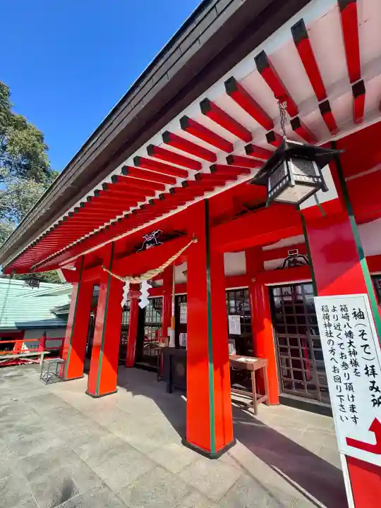 箱崎八幡神社の{uncategorized: "未分類", other: "その他", undefined: "問題あり", building: "その他建物", grave: "お墓", sacred_gate: "鳥居", guardian: "狛犬", statue: "像", buddha: "仏像", history: "歴史", nature: "自然", garden: "庭園", animal: "動物", pagoda: "塔", temizu: "手水舎", mountain_gate: "山門・神門", sanctuary: "本殿・本堂", subordinate: "末社・摂社", art: "芸術", scenery: "景色", jizo: "地蔵", ema: "絵馬", goshuin: "御朱印", omikuji: "おみくじ", items: "授与品その他", amulet: "お守り", goshuincho: "御朱印帳", eats: "食事", festival: "お祭り", votive_dance: "神楽", shichigosan: "七五三参", wedding: "結婚式", experience: "体験その他", initially: "初詣", around: "周辺", anti_infection: "感染症対策"}