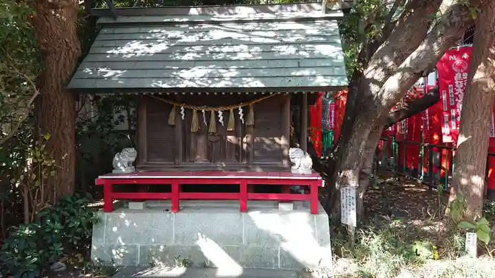 鵠沼伏見稲荷神社の末社・摂社