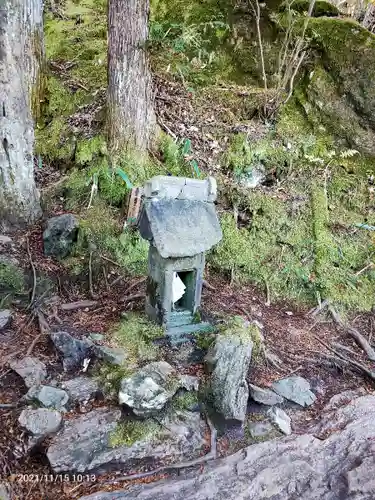 御岩神社の末社