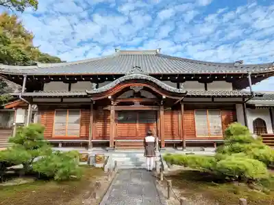 洞光院の本殿・本堂