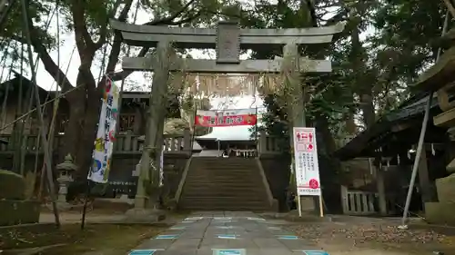 曾屋神社の鳥居