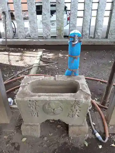 出世稲荷神社の手水舎