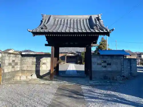 西蓮寺の山門