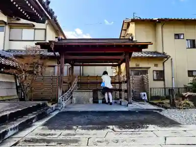 真通寺の手水舎