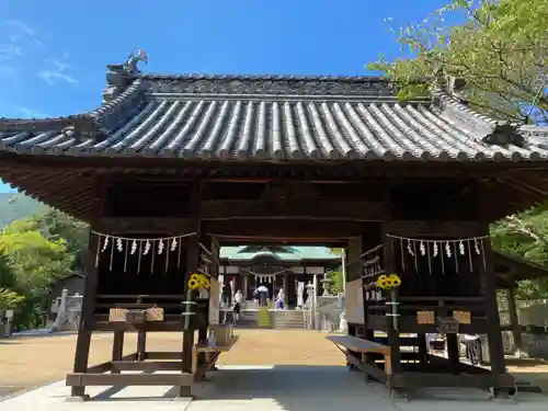 國分八幡宮の山門