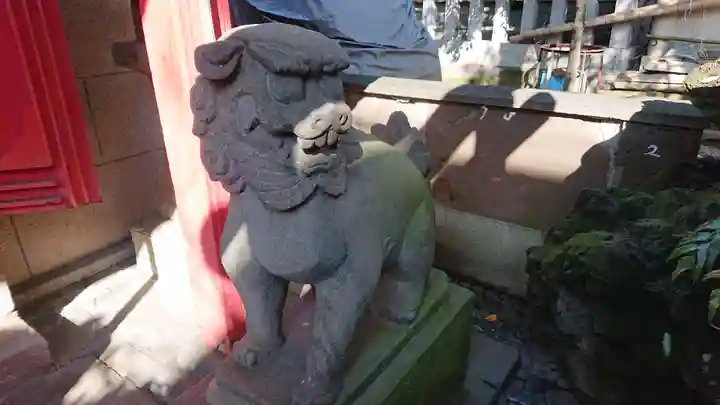 四谷於岩稲荷田宮神社の狛犬