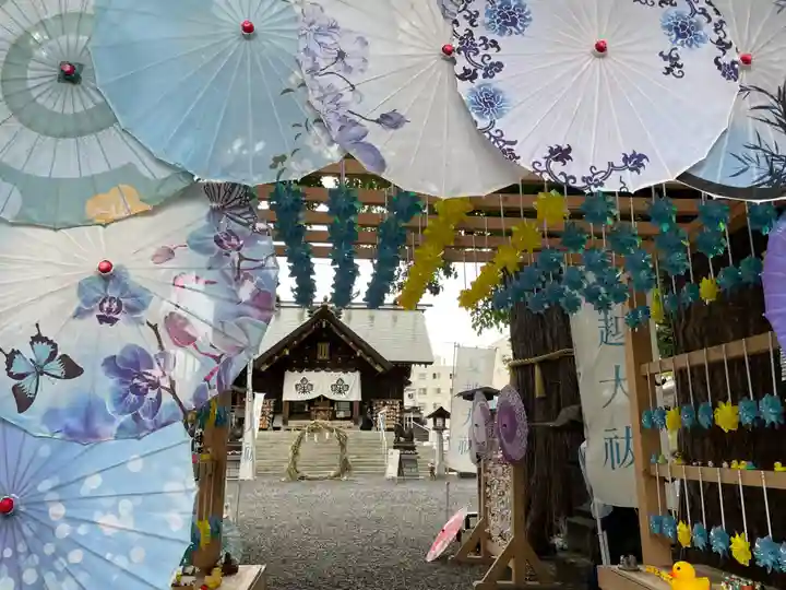 札幌諏訪神社の山門・神門