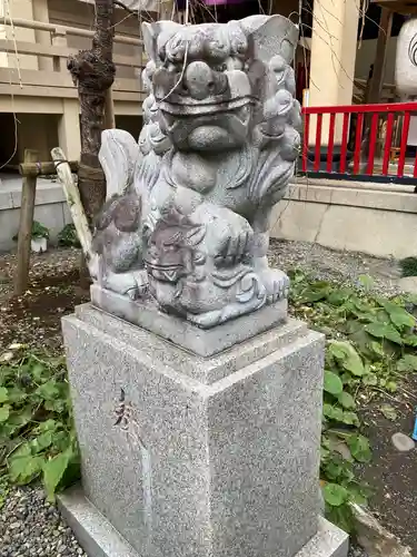 矢先稲荷神社の狛犬