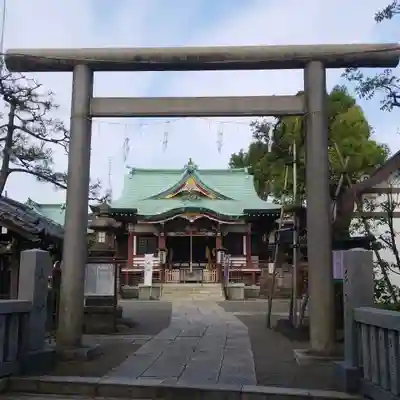 諏訪神社の鳥居