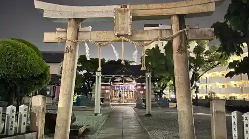 神明八幡神社の鳥居