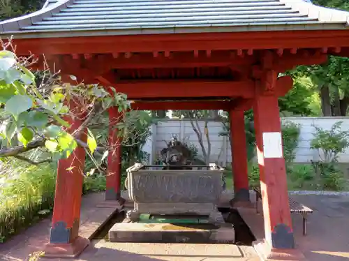 輪王寺両大師堂(寛永寺輪王殿)の手水舎