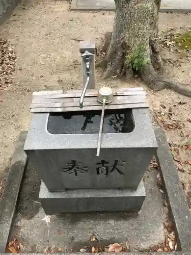 目久美神社の手水