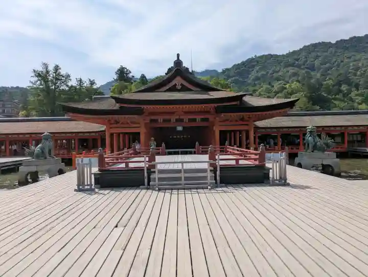 厳島神社(広島県)