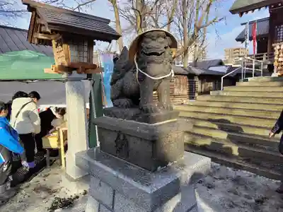札幌諏訪神社の狛犬