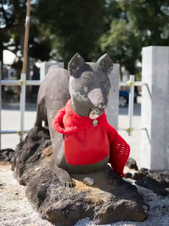 箭弓稲荷神社の{uncategorized: "未分類", other: "その他", undefined: "問題あり", building: "その他建物", grave: "お墓", sacred_gate: "鳥居", guardian: "狛犬", statue: "像", buddha: "仏像", history: "歴史", nature: "自然", garden: "庭園", animal: "動物", pagoda: "塔", temizu: "手水舎", mountain_gate: "山門・神門", sanctuary: "本殿・本堂", subordinate: "末社・摂社", art: "芸術", scenery: "景色", jizo: "地蔵", ema: "絵馬", goshuin: "御朱印", omikuji: "おみくじ", items: "授与品その他", amulet: "お守り", goshuincho: "御朱印帳", eats: "食事", festival: "お祭り", votive_dance: "神楽", shichigosan: "七五三参", wedding: "結婚式", experience: "体験その他", initially: "初詣", around: "周辺", anti_infection: "感染症対策"}