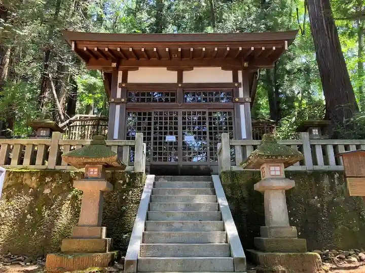 櫻山八幡宮の末社・摂社