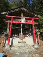神吉八幡神社の{uncategorized: "未分類", other: "その他", undefined: "問題あり", building: "その他建物", grave: "お墓", sacred_gate: "鳥居", guardian: "狛犬", statue: "像", buddha: "仏像", history: "歴史", nature: "自然", garden: "庭園", animal: "動物", pagoda: "塔", temizu: "手水舎", mountain_gate: "山門・神門", sanctuary: "本殿・本堂", subordinate: "末社・摂社", art: "芸術", scenery: "景色", jizo: "地蔵", ema: "絵馬", goshuin: "御朱印", omikuji: "おみくじ", items: "授与品その他", amulet: "お守り", goshuincho: "御朱印帳", eats: "食事", festival: "お祭り", votive_dance: "神楽", shichigosan: "七五三参", wedding: "結婚式", experience: "体験その他", initially: "初詣", around: "周辺", anti_infection: "感染症対策"}