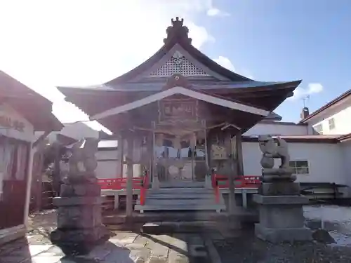 函館厳島神社の本殿