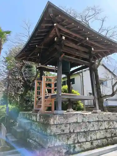安養寺の{uncategorized: "未分類", other: "その他", undefined: "問題あり", building: "その他建物", grave: "お墓", sacred_gate: "鳥居", guardian: "狛犬", statue: "像", buddha: "仏像", history: "歴史", nature: "自然", garden: "庭園", animal: "動物", pagoda: "塔", temizu: "手水舎", mountain_gate: "山門・神門", sanctuary: "本殿・本堂", subordinate: "末社・摂社", art: "芸術", scenery: "景色", jizo: "地蔵", ema: "絵馬", goshuin: "御朱印", omikuji: "おみくじ", items: "授与品その他", amulet: "お守り", goshuincho: "御朱印帳", eats: "食事", festival: "お祭り", votive_dance: "神楽", shichigosan: "七五三参", wedding: "結婚式", experience: "体験その他", initially: "初詣", around: "周辺", anti_infection: "感染症対策"}
