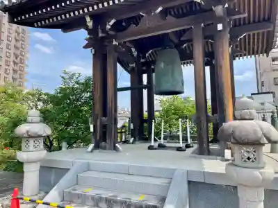 石上寺の{uncategorized: "未分類", other: "その他", undefined: "問題あり", building: "その他建物", grave: "お墓", sacred_gate: "鳥居", guardian: "狛犬", statue: "像", buddha: "仏像", history: "歴史", nature: "自然", garden: "庭園", animal: "動物", pagoda: "塔", temizu: "手水舎", mountain_gate: "山門・神門", sanctuary: "本殿・本堂", subordinate: "末社・摂社", art: "芸術", scenery: "景色", jizo: "地蔵", ema: "絵馬", goshuin: "御朱印", omikuji: "おみくじ", items: "授与品その他", amulet: "お守り", goshuincho: "御朱印帳", eats: "食事", festival: "お祭り", votive_dance: "神楽", shichigosan: "七五三参", wedding: "結婚式", experience: "体験その他", initially: "初詣", around: "周辺", anti_infection: "感染症対策"}