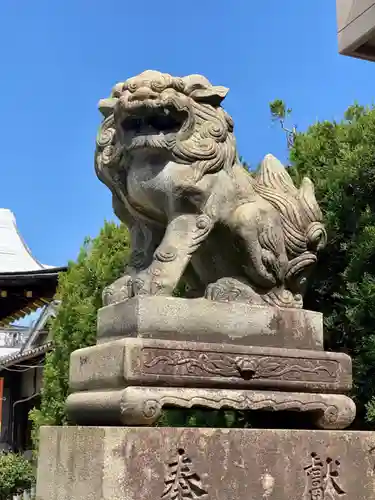 瀧尾神社の狛犬