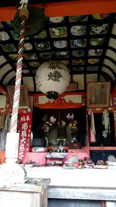 唐松山 護国寺の本殿・本堂