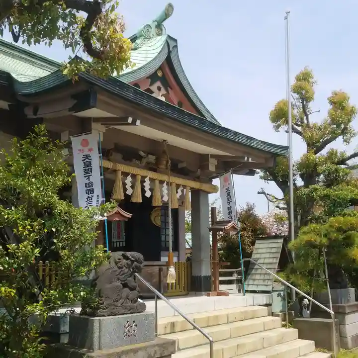白髭神社の本殿・本堂