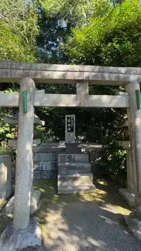 多治速比売神社の末社