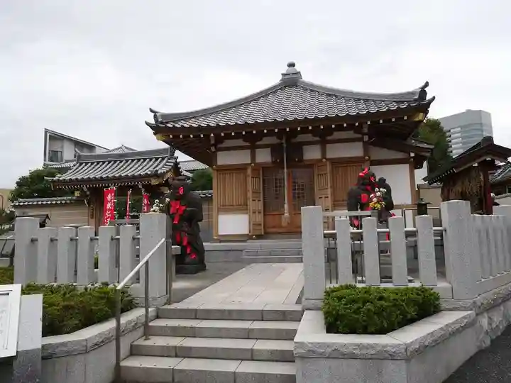 東覚寺の本殿・本堂