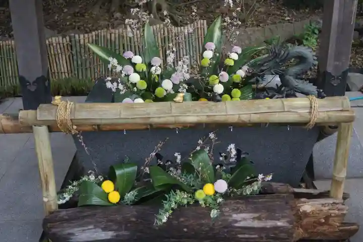 東海市熊野神社の手水舎