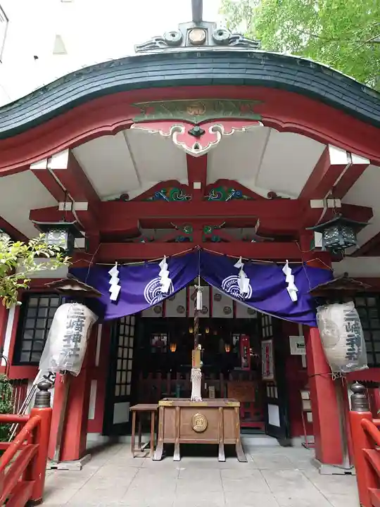 三崎稲荷神社の本殿・本堂