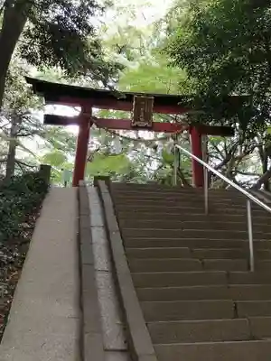 氷川女體神社の鳥居